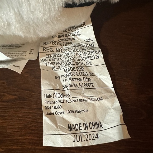 *CLEARANCE* 
BNWT Hello Kitty Santa Head Christmas Pillow - Picture 2 of 5